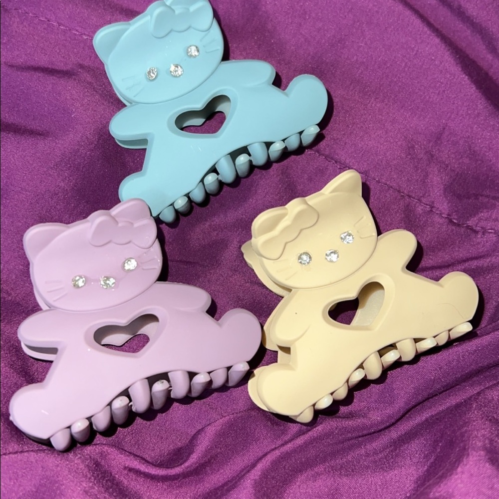 Hello kitty hair clip